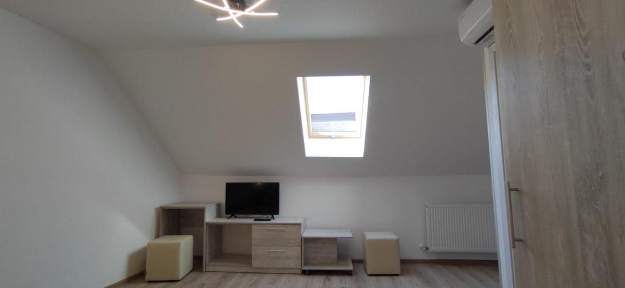 Calypso Rooms Fagaras Luaran gambar