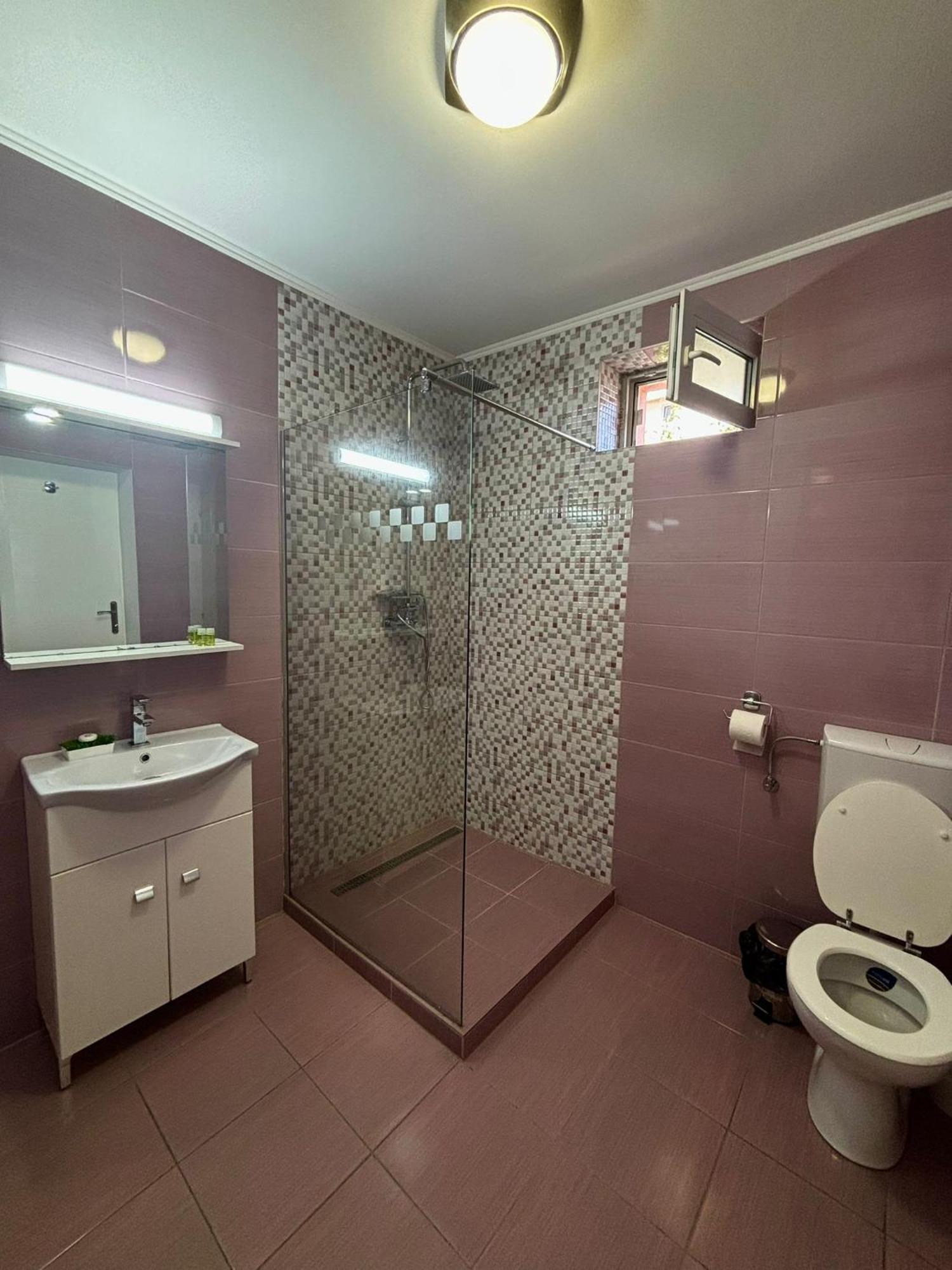 Calypso Rooms Fagaras Luaran gambar